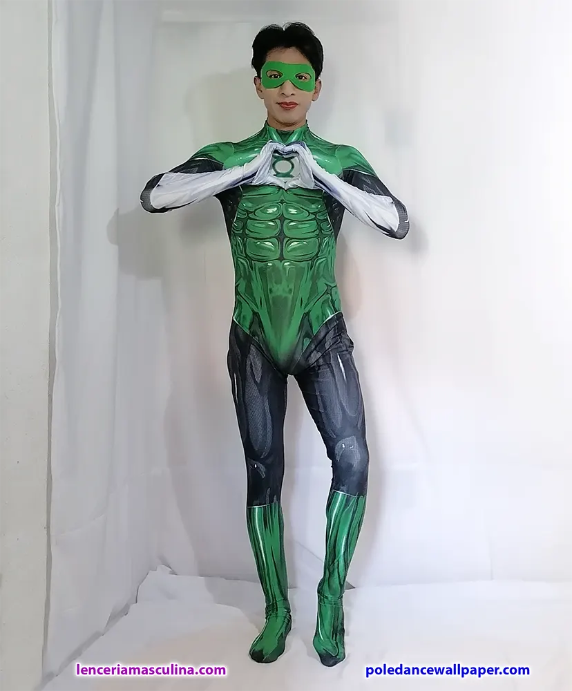 Green Lantern cosplay mask